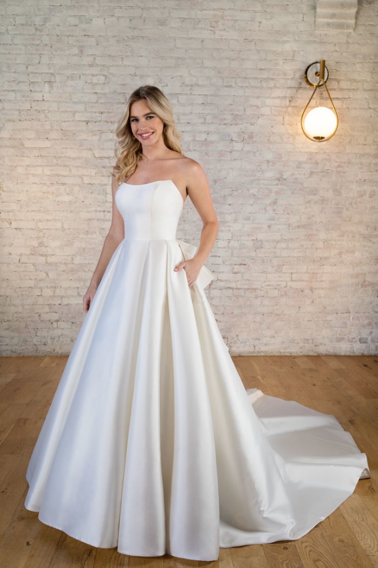 Stella York Style #7711dress and bow Default Thumbnail Image