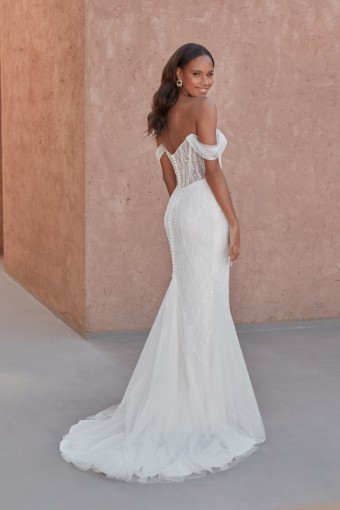 Adore by Justin Alexander Style #11333LND Gideon #1 Sand/Ivory thumbnail