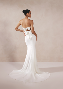 Adore by Justin Alexander Style #11377 #6 default Ivory thumbnail