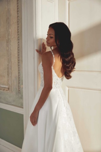 Justin Alexander Sincerity Style #44539 #16 Ivory/Latte thumbnail