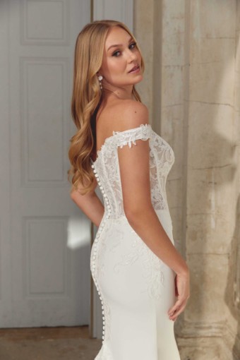 Justin Alexander Sincerity Style #44540 #11 Ivory/Latte thumbnail