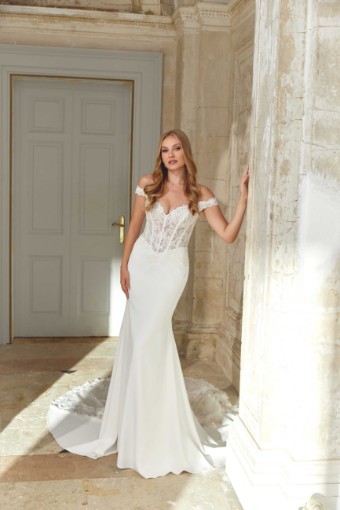 Justin Alexander Sincerity Style #44540 #9 Ivory/Latte thumbnail