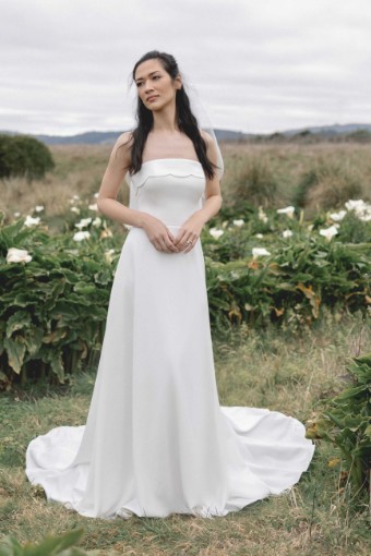 Adore by Justin Alexander Style #11419x    Ondine #0 Ivory thumbnail