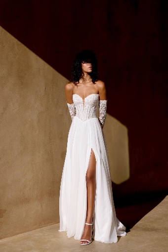 Lillian West Style #LW66452X #0 Ivory/Latte thumbnail
